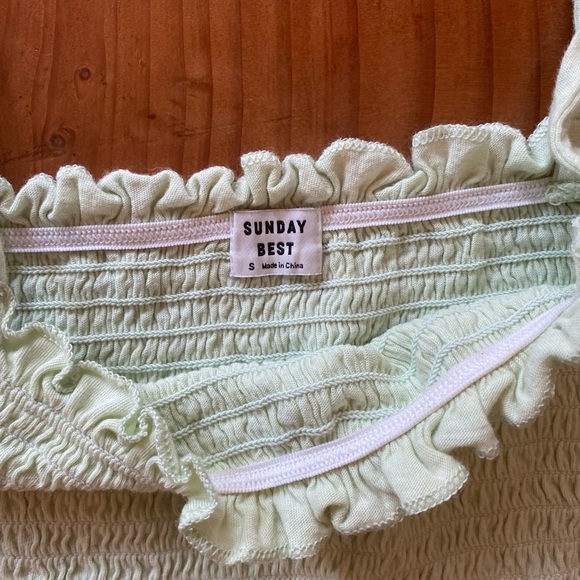 Sunday best green tank - Picture 2 of 2